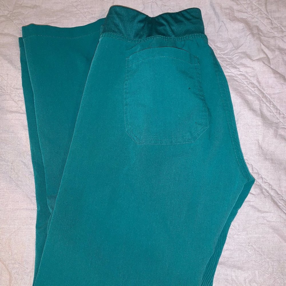 Figs Livingston Hunter Green